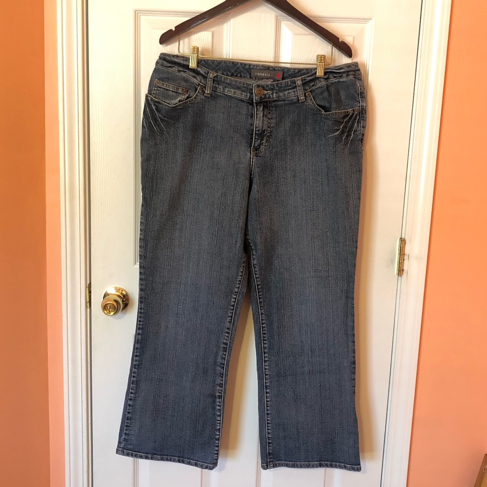 EUC Venezia stretch bootcut jeans size 14 petite
